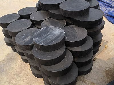 复兴区板式橡胶支座由若干层橡胶片与薄钢板经加压硫化